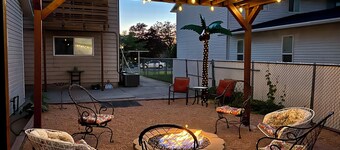 Large Family Home with Theater, Xbox Room, Fire Pit & Direct Trail Access