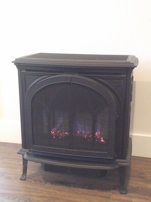 Interior - Little Blue Bungalow (Bend)