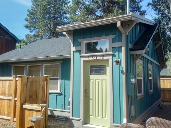 Exterior - Little Blue Bungalow (Bend)