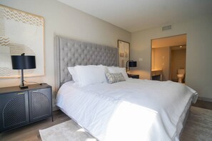 2 bedrooms, WiFi, bed sheets - 2100-Victoria-Cathy-NEW (Shanty Bay)