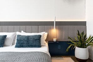 1 bedroom, iron/ironing board, Internet, bed sheets