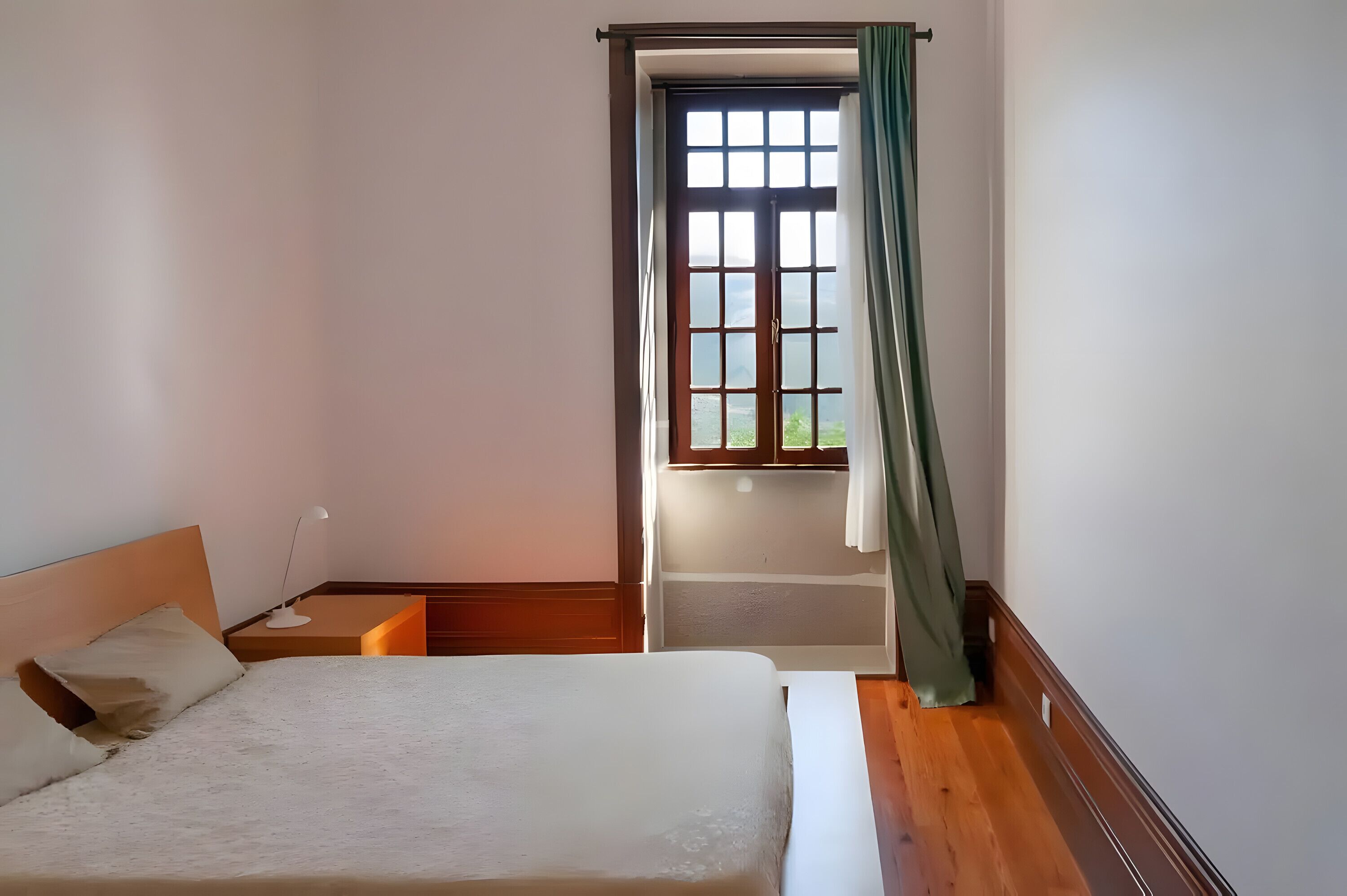 4 habitaciones, wifi y ropa de cama 