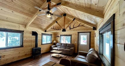 Index Peak Cabin