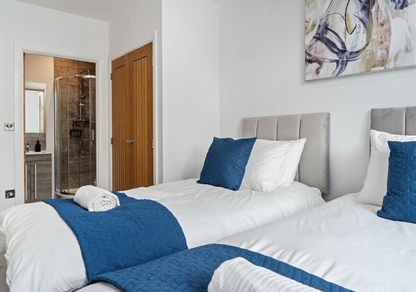 2 bedrooms, internet