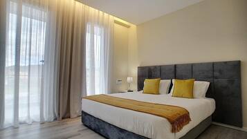 Een kluis op de kamer, geluiddichte muren, gratis wifi