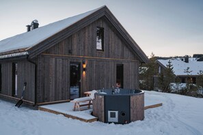 獨棟房屋, 4 間臥室, 露台, 山景 | 室外 Spa 池