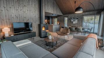 House, 4 Bedrooms, Terrace, Mountain View | Living area