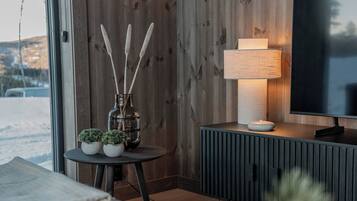 House, 4 Bedrooms, Terrace, Mountain View | Living room