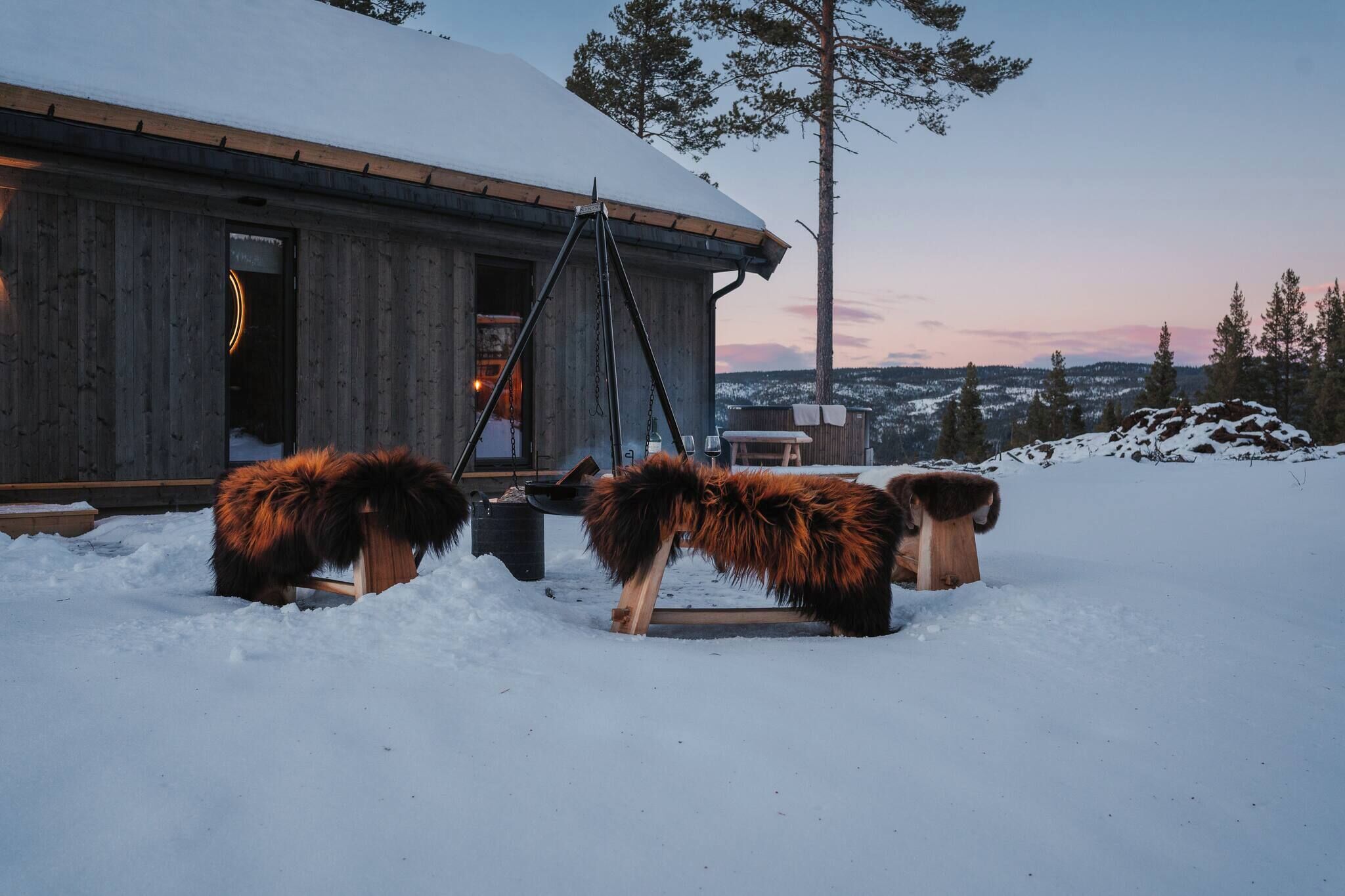 المنطقة المحيطة بالمنشأة