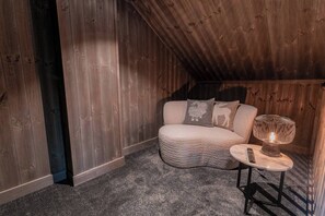 House, 4 Bedrooms, Terrace, Mountain View | Interior