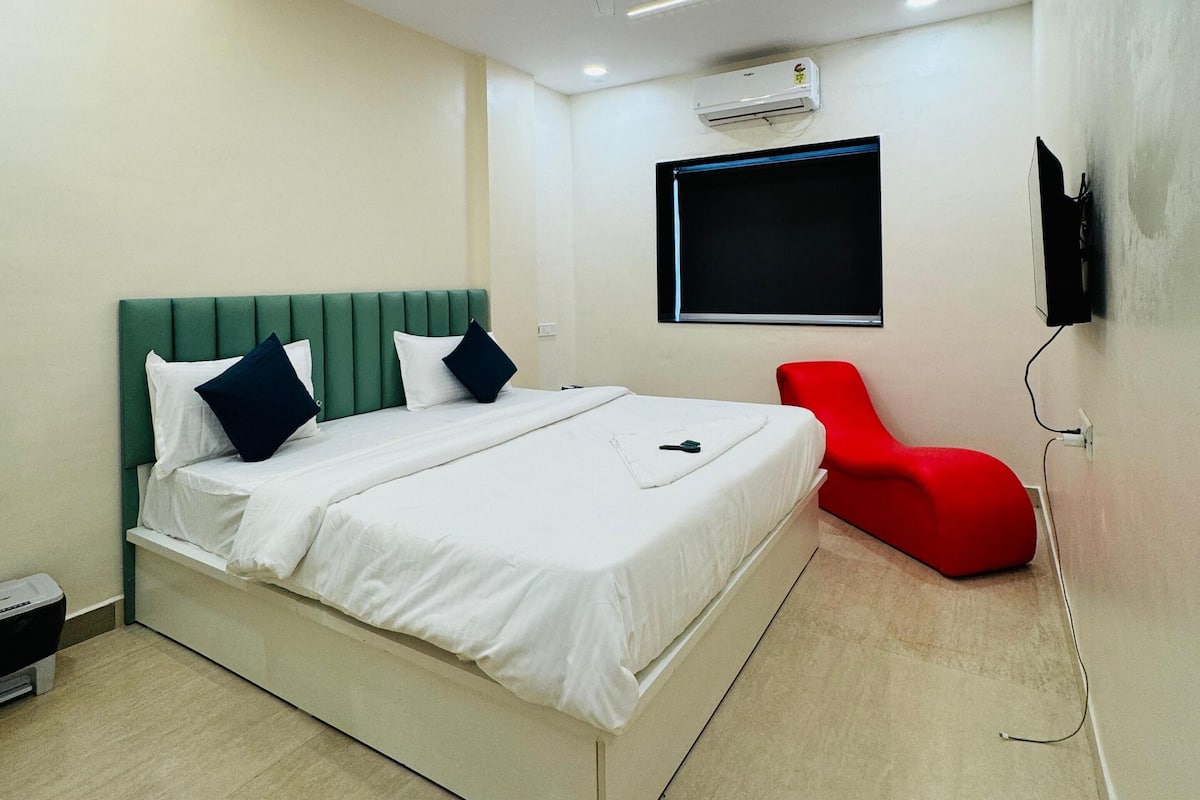 Deluxe Double Room, City View | Free WiFi