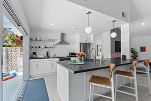 House, Multiple Beds, Pool Access, Pool View (El Conquistador 2) | Private kitchen | Fridge, microwave, oven, stovetop