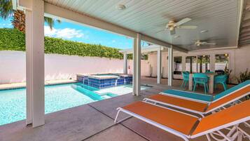 獨棟房屋, 多張床, 可使用泳池, 泳池景觀 (Avery) | 客房景觀