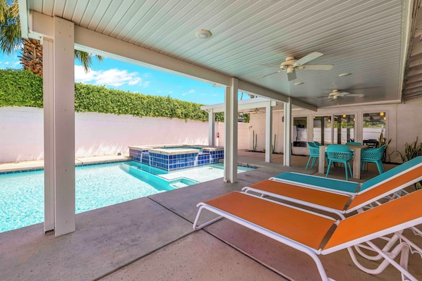 House, Multiple Beds, Pool Access, Pool View (Avery) | View from room