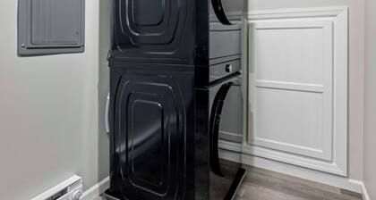 Wanderlust A Frame - Lake/ Beach/ Golf/ Pool/ Trails in Alpine Lake