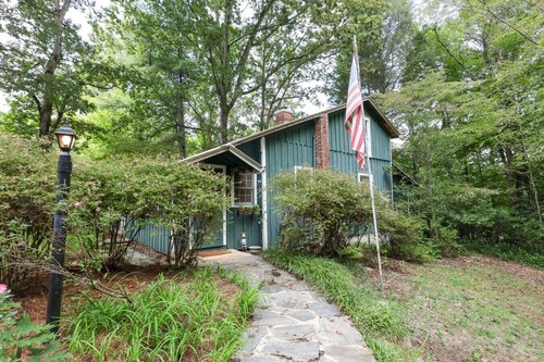 HeartPine Lodge - Rustic+Modern