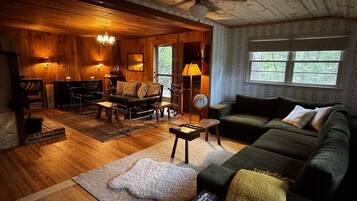 Fernseher, Kamin, Videospiele