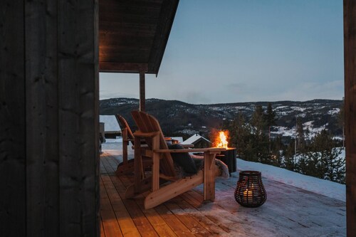 Tiur, Stylish new Cabin With hot tub