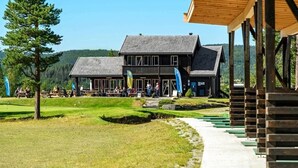 Hus - 4 sovrum - terrass - utsikt mot bergen | Exteriör