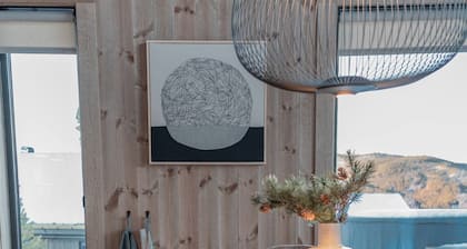Tiur, Stylish new Cabin With hot tub