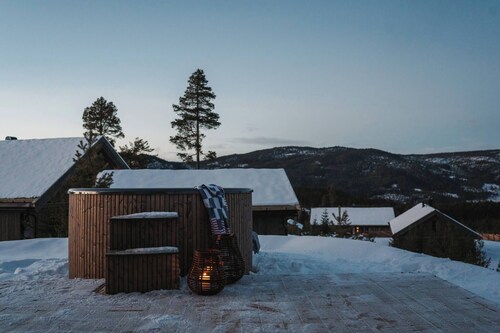 Tiur, Stylish new Cabin With hot tub