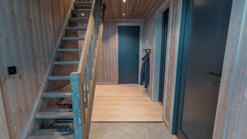 House, 4 Bedrooms, Terrace, Mountain View | Interior