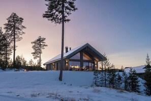 Maison, 4 chambres, terrasse, vue sur la montagne | Extérieur