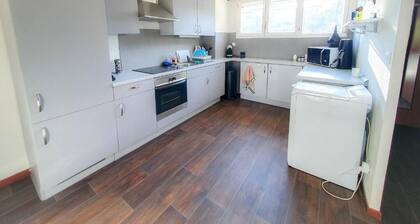 Duplex near GVA airport, UN, WHO, Palexpo