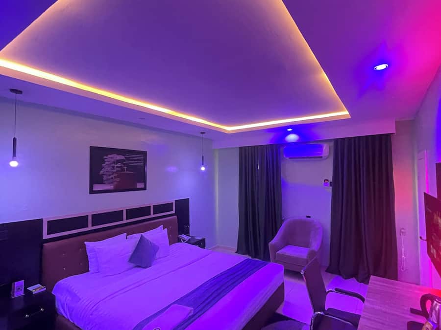 Executive Room | Desk, laptop workspace, free WiFi