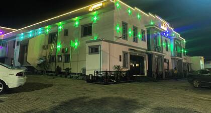 Maracanaluxury Hotel & Suites