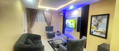 Superior Suite | Living area