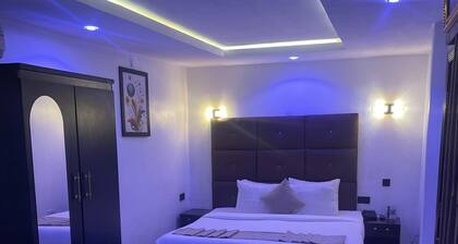 Maracanaluxury Hotel & Suites