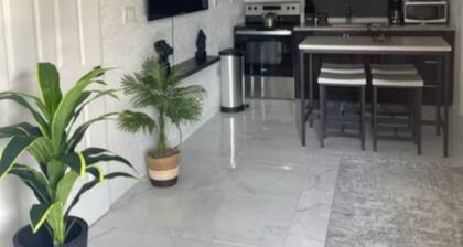 Charming 1-bedroom apartment in Montego Bay near beaches andrestaurants