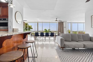 Interior - Priceless views in San Juan, Puerto Rico (San Juan)
