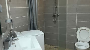Handdoeken, toiletpapier