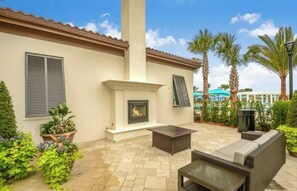Terrace/patio - 8 BD/ 6 BA/ Windsor at Westside (2129 MT) (Kissimmee)
