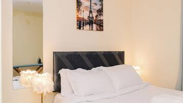 1 chambre, fer et planche Ă  repasser, Wi-Fi, draps fournis