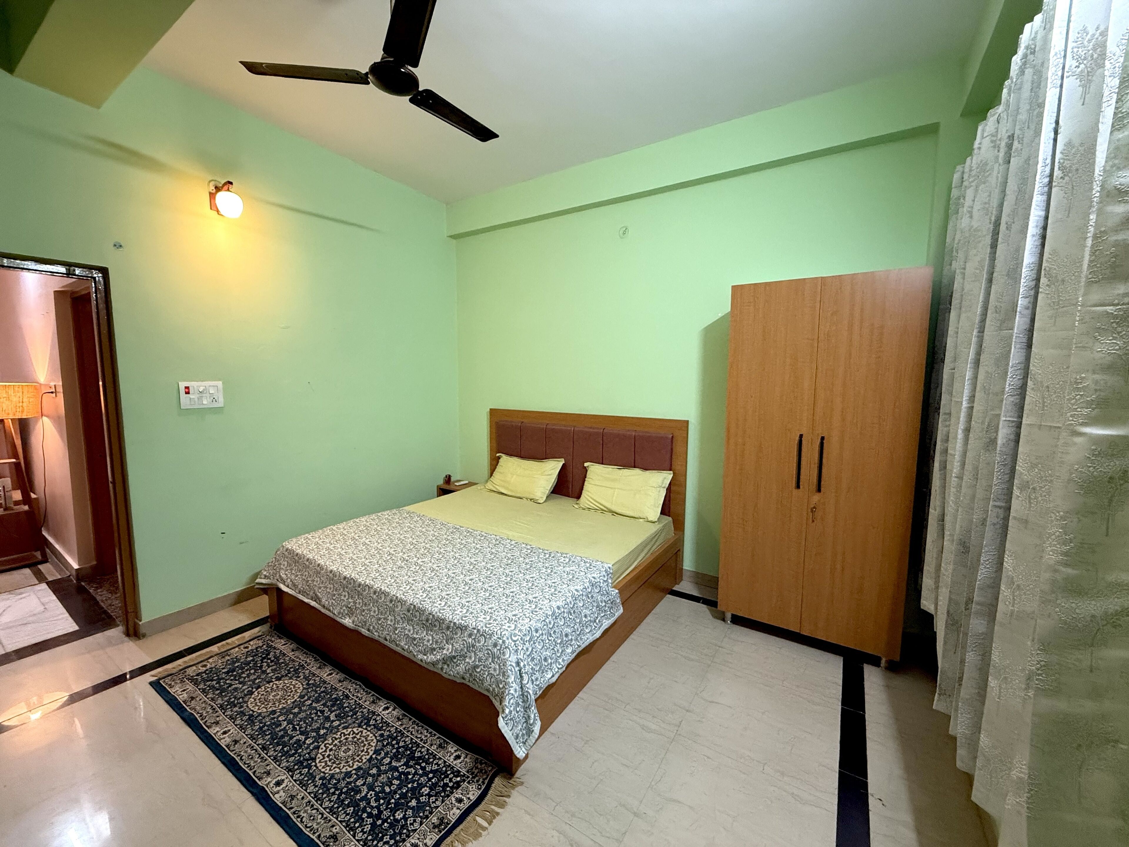 1 bedroom, iron/ironing board, bed sheets