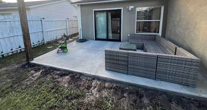 Charming studio in beautiful Orlando with AC