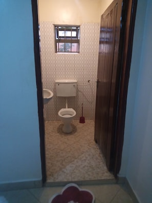 Basic Double Room, Garden View | Bathroom | Shower, towels, soap, toilet paper