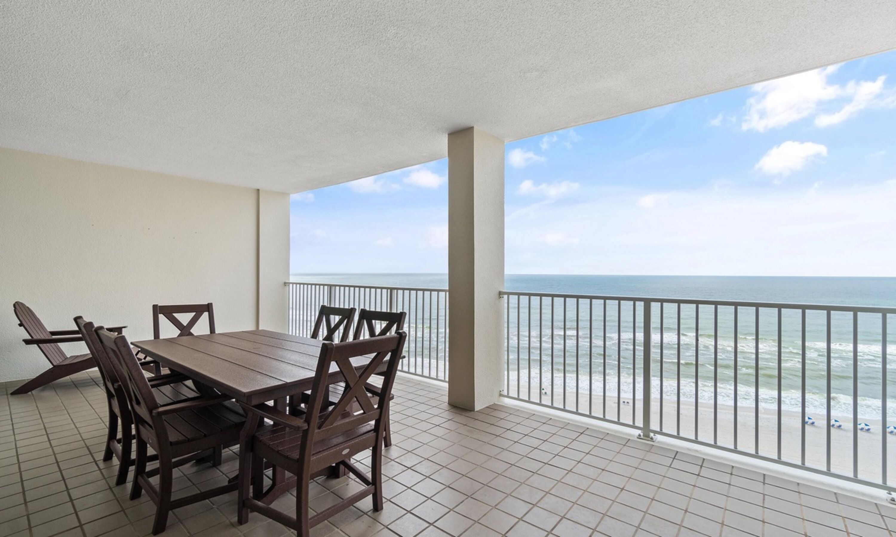 Appart'hôtel Signature, 3 chambres, vue plage, en front de plage | Balcon