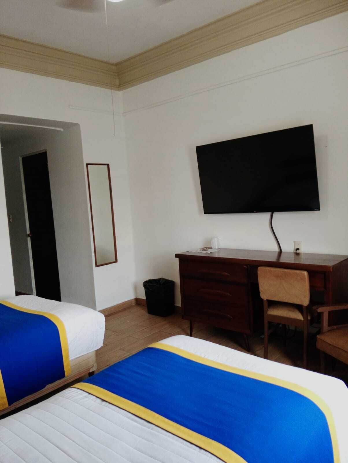 Desk, laptop workspace, free WiFi