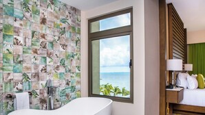 Unclassified image, 5 of 27, button - Elegant Oceanfront 3BR Suite in Cancun – Luxury & Space for 8 Guests (Cancún)