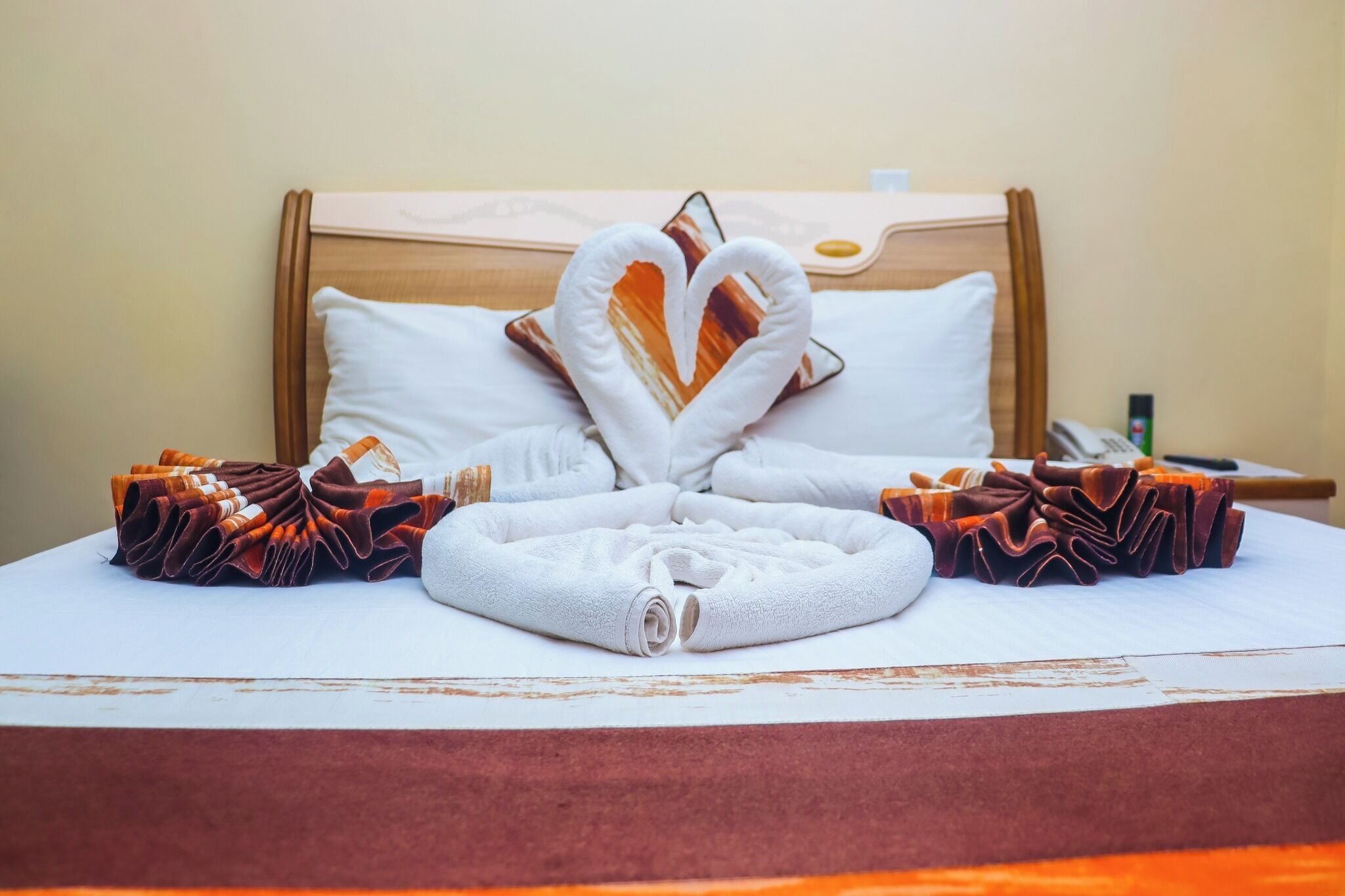 Sistema de insonorización, wifi gratis y ropa de cama 