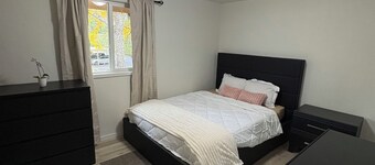 Cozy Simplicity 2-bedroom townhome in charming Eugene with pool area.