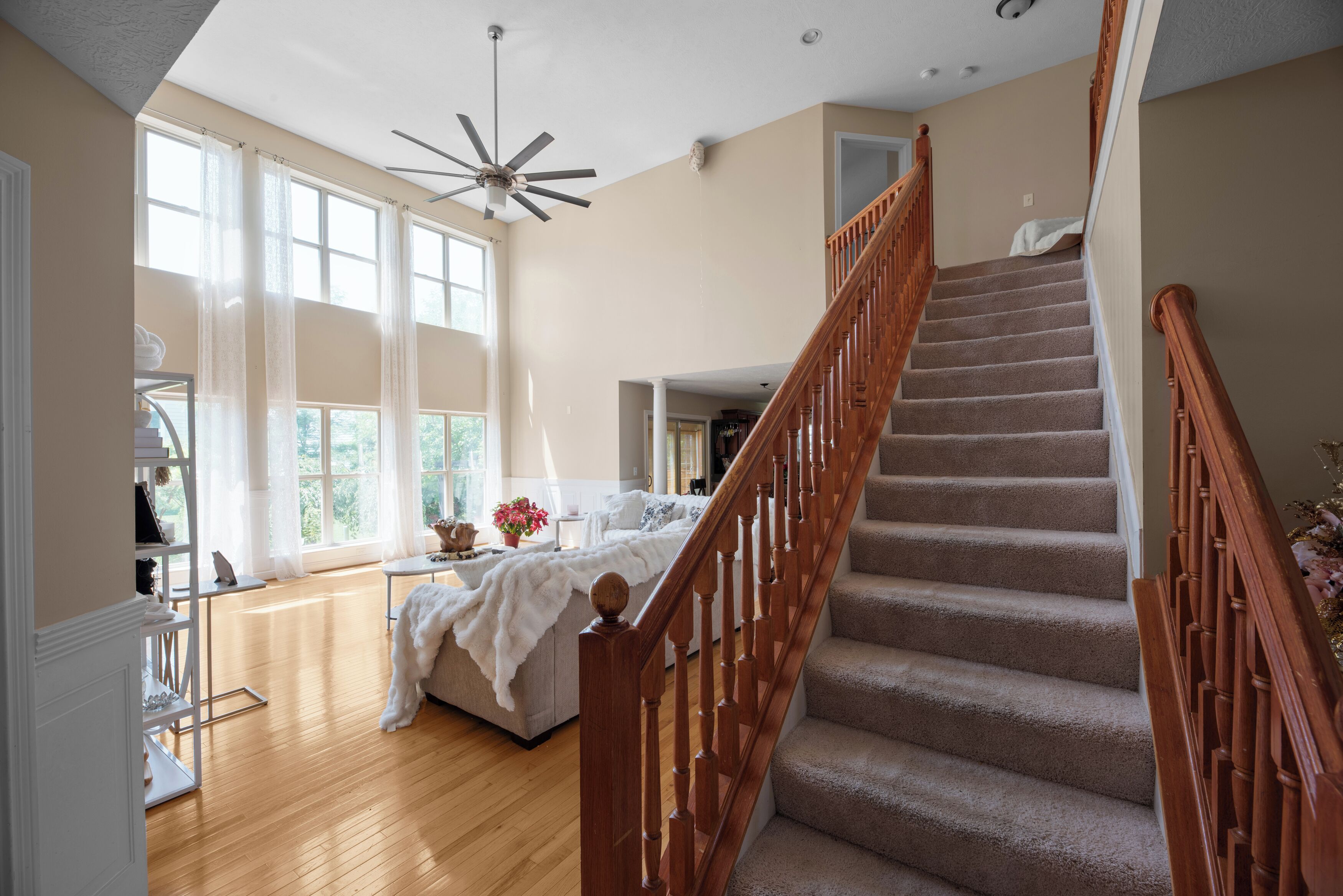 المنشأة من الداخل