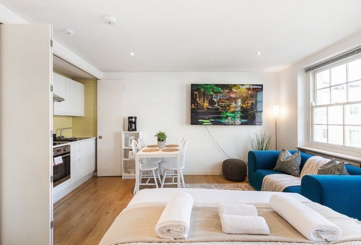 1 soverom, strykejern/-brett, wi-fi (inkludert) og sengetøy