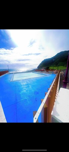 Typical Azorean house, very nice location, up to 5 people.