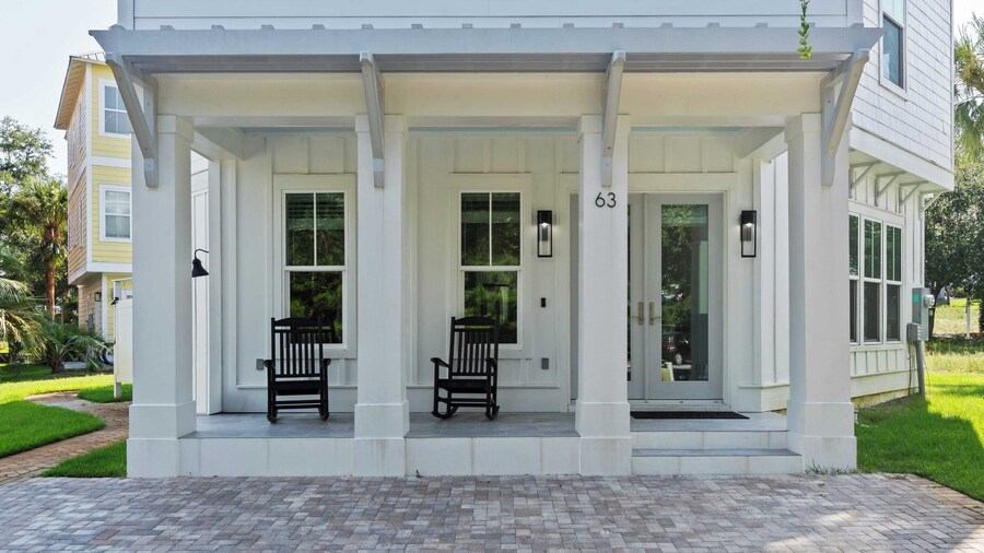 4BR Coastal Retreat w/ Pool, Patio & Games Lagniappe at Blue Mountain