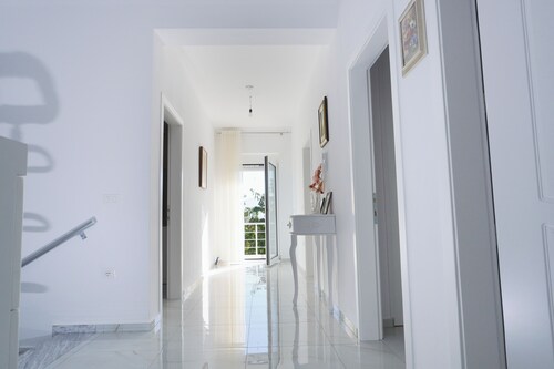 Spacious 5-bedroom villa in enchanting Sovjan with AC